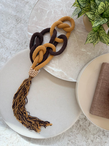 Colar De Mesa Mostarda Com Marrom