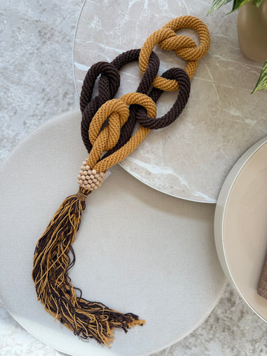 Colar De Mesa Mostarda Com Marrom